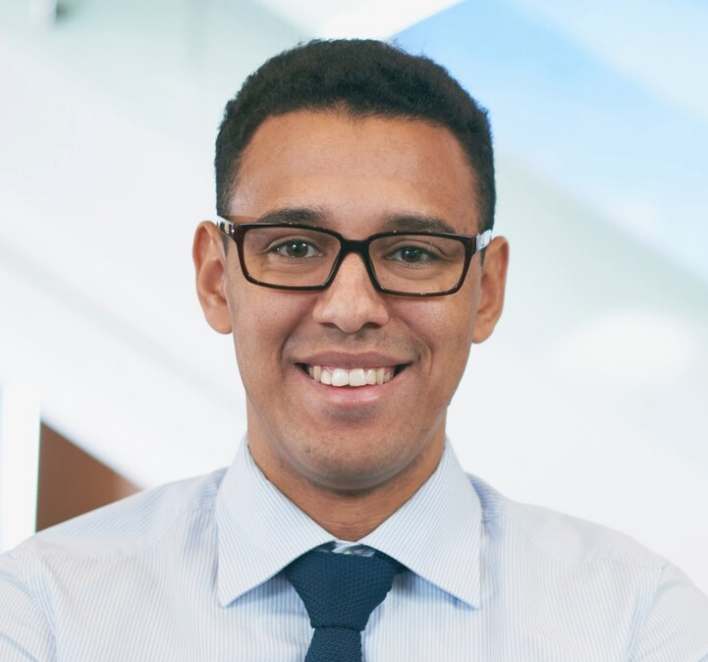 Carlos M., MKT Wella